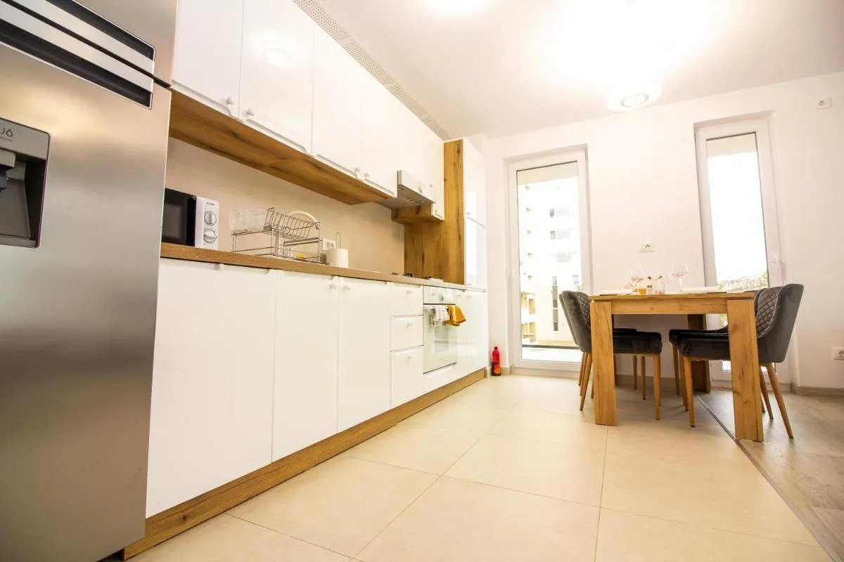 Image 5 of JAD – Luxury 3 Rooms & 2 Rooms Apartments – Urban Plaza