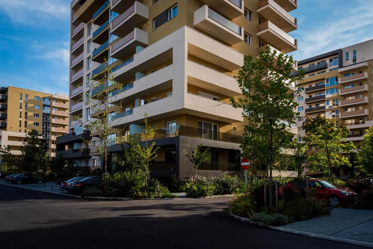 Image 3 of JAD – Luxury 3 Rooms & 2 Rooms Apartments – Urban Plaza