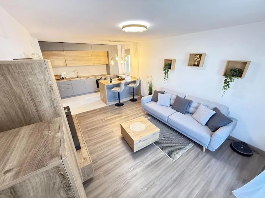Image 2 of June’s Urban Residence