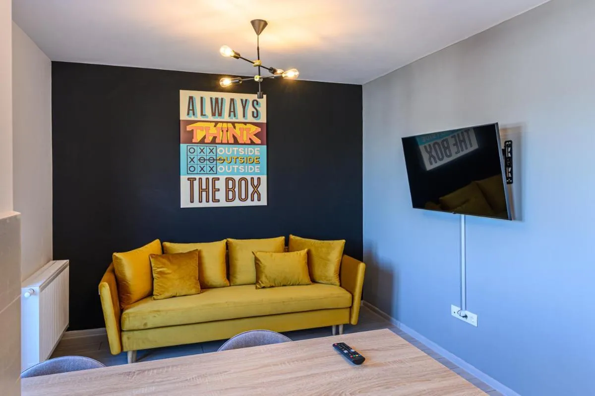 Image 3 of KOA – THE BOX