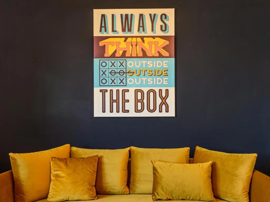 Image 1 of KOA – THE BOX