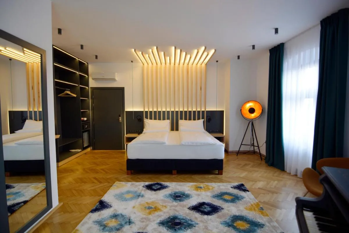Image 3 of Kleines Hotel