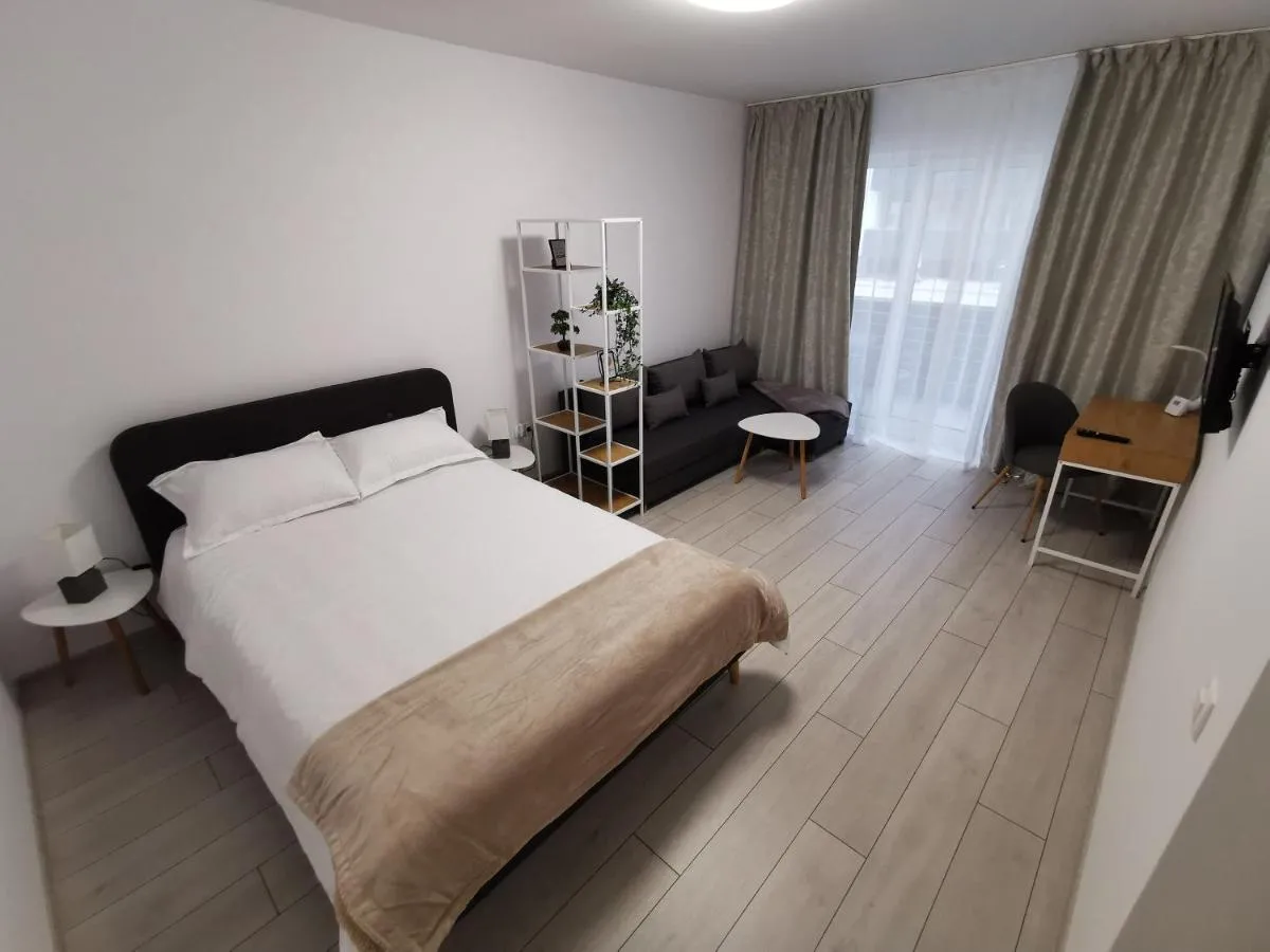 Image 2 of KronBed Apartments