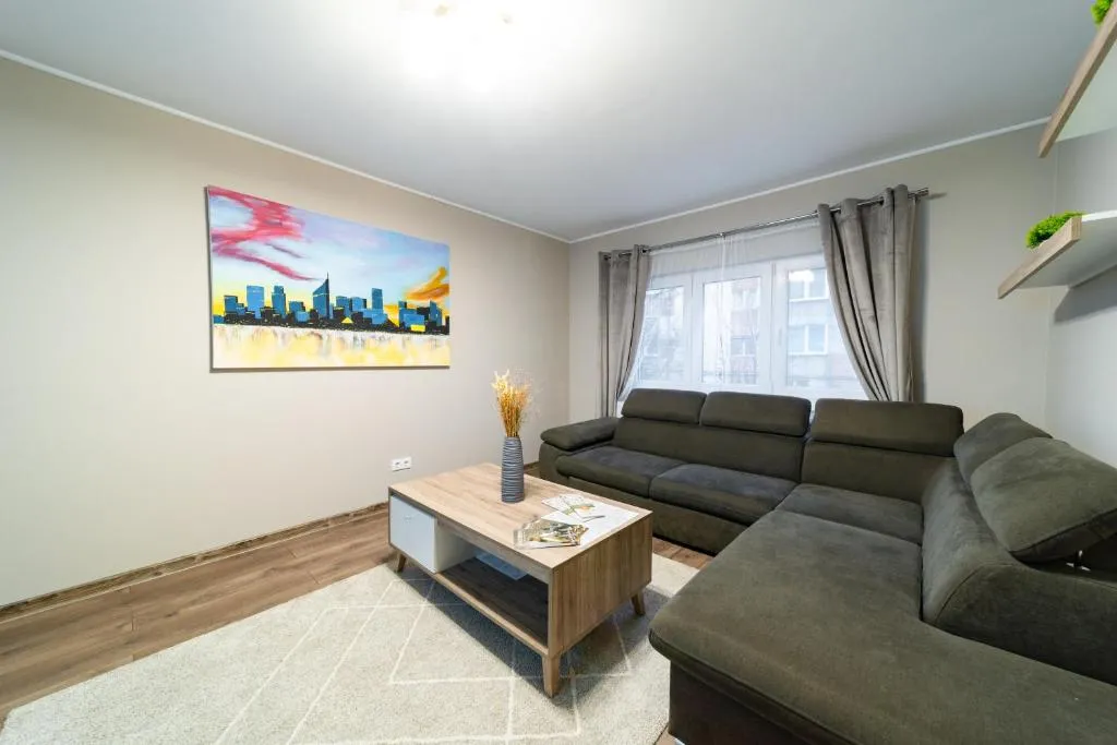 Image 1 of L&H Apartment