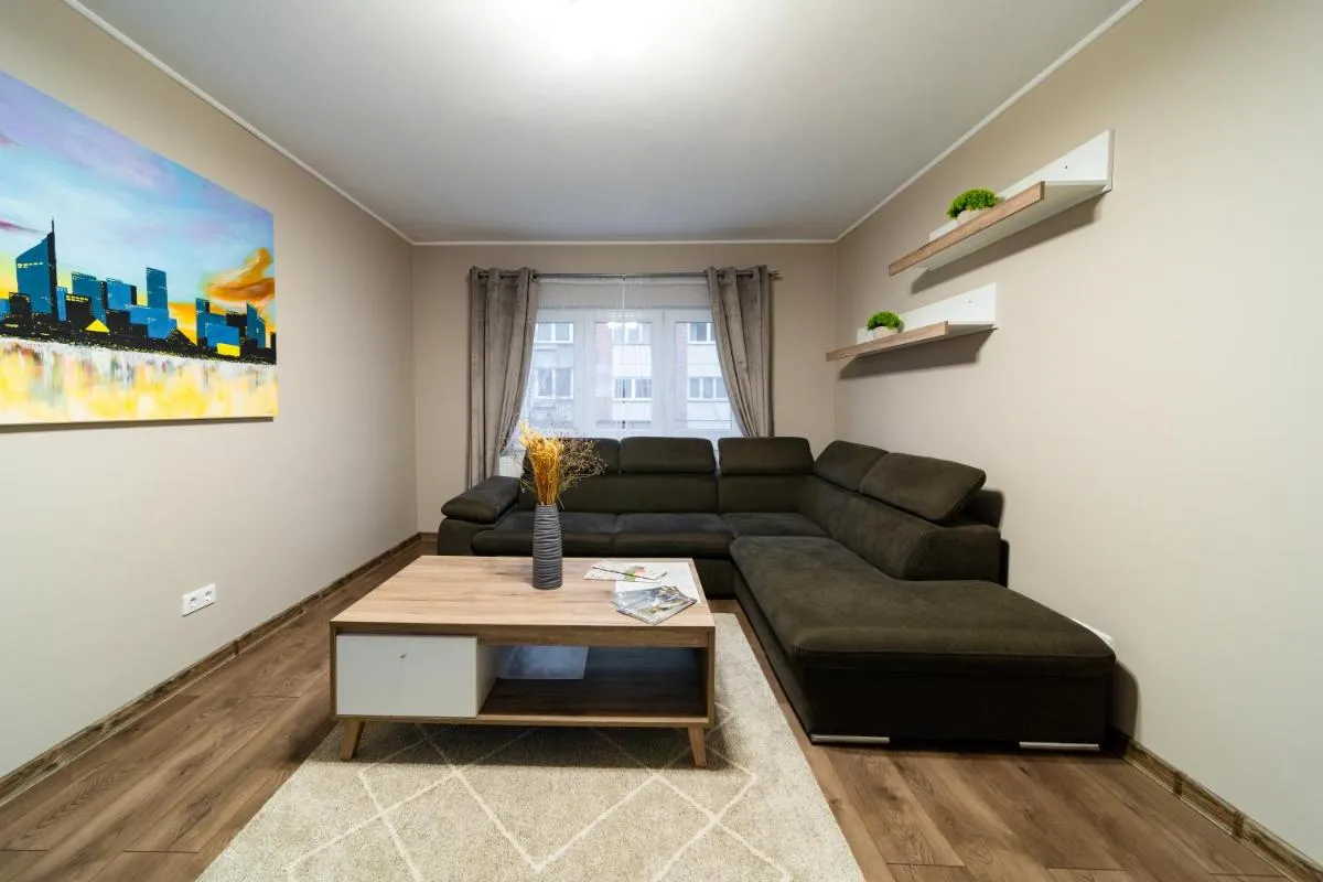 Image 2 of L&H Apartment