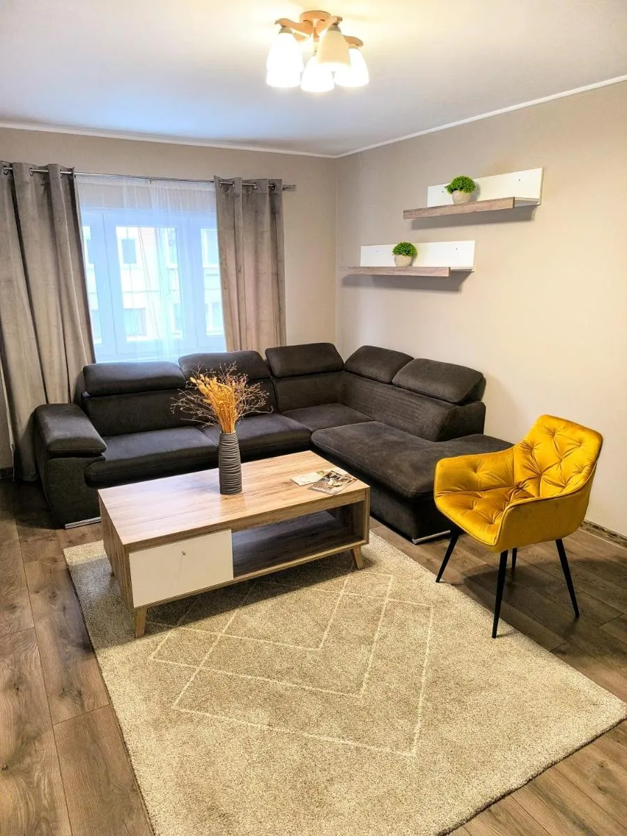 Image 4 of L&H Apartment