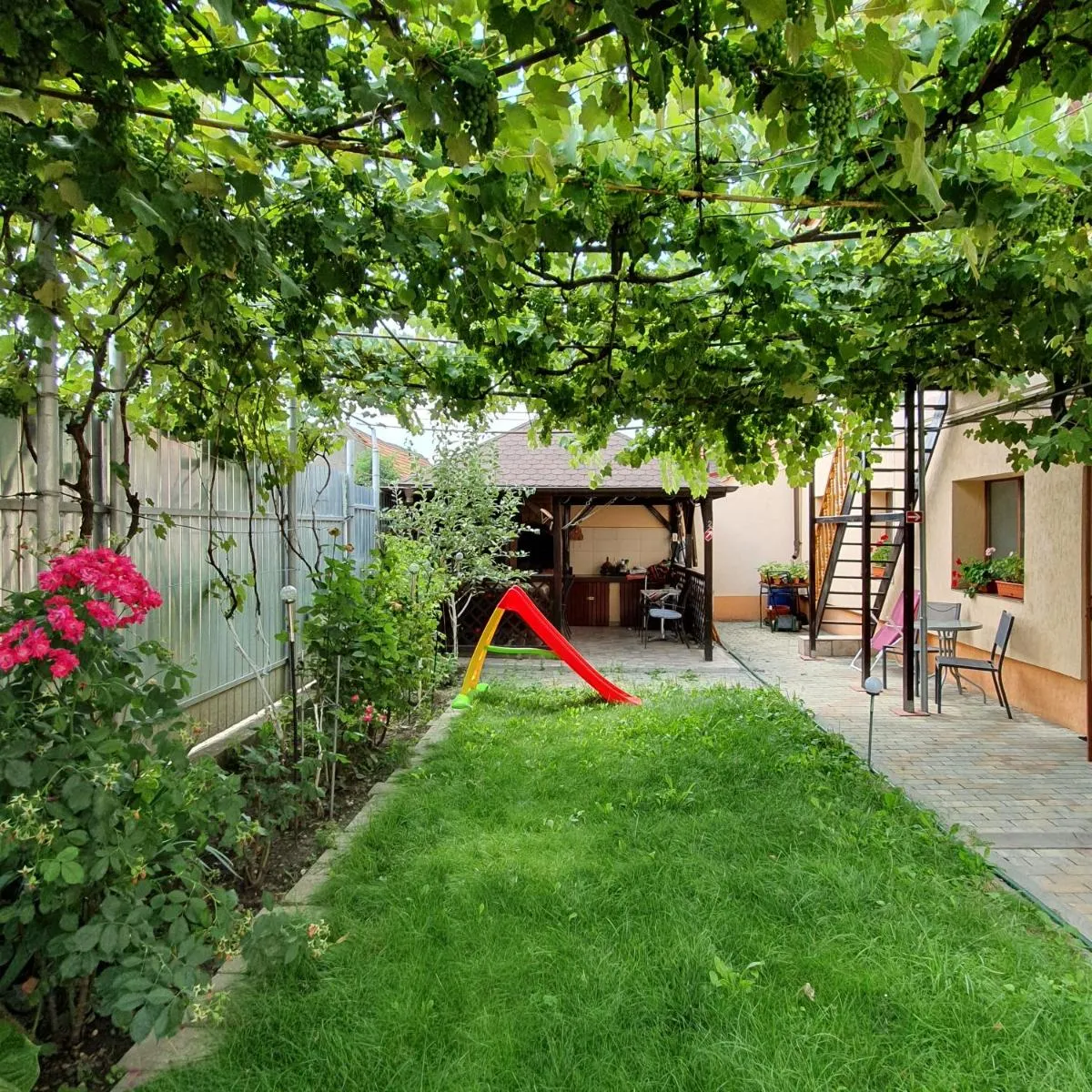 Image 4 of Lavender Apartments