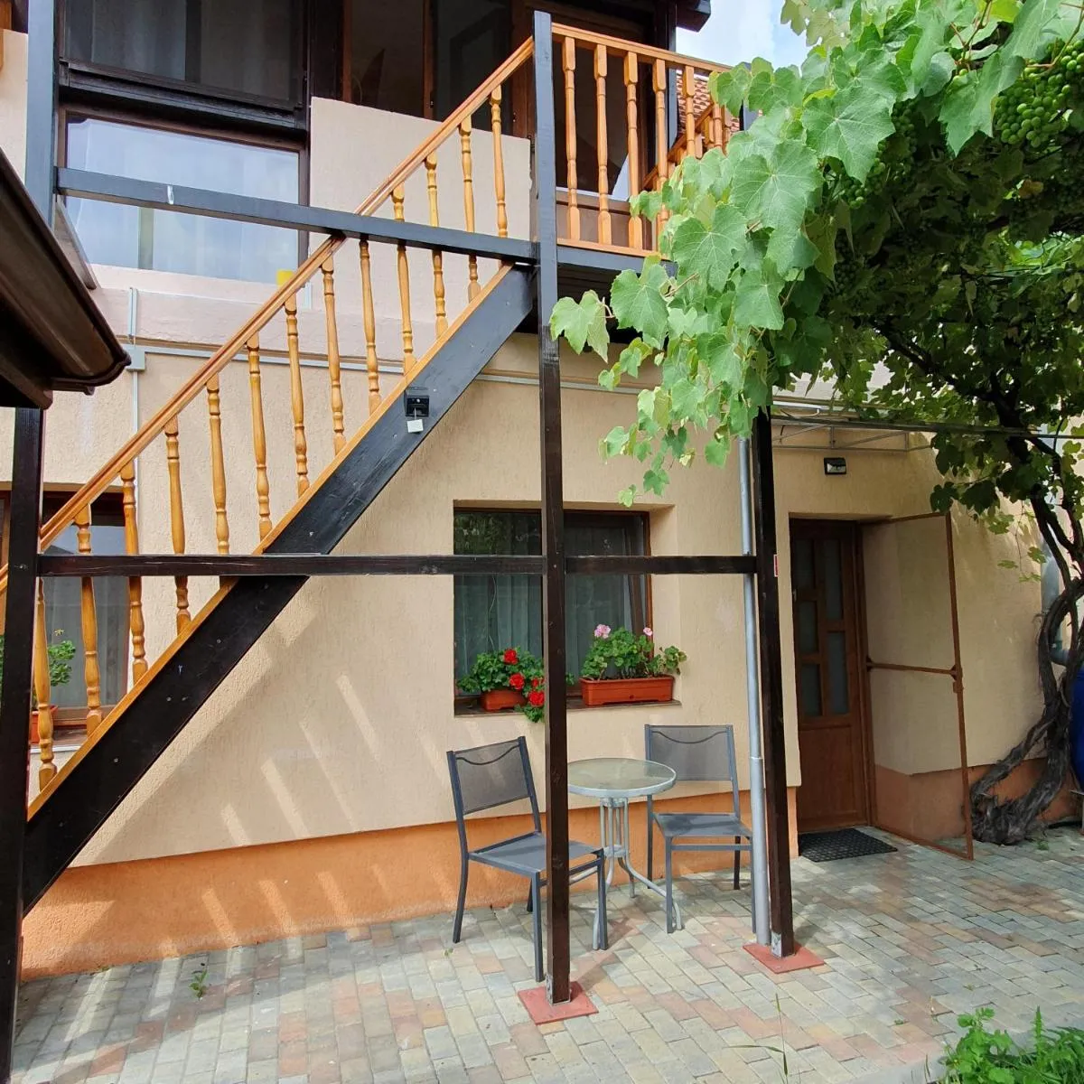 Image 5 of Lavender Apartments