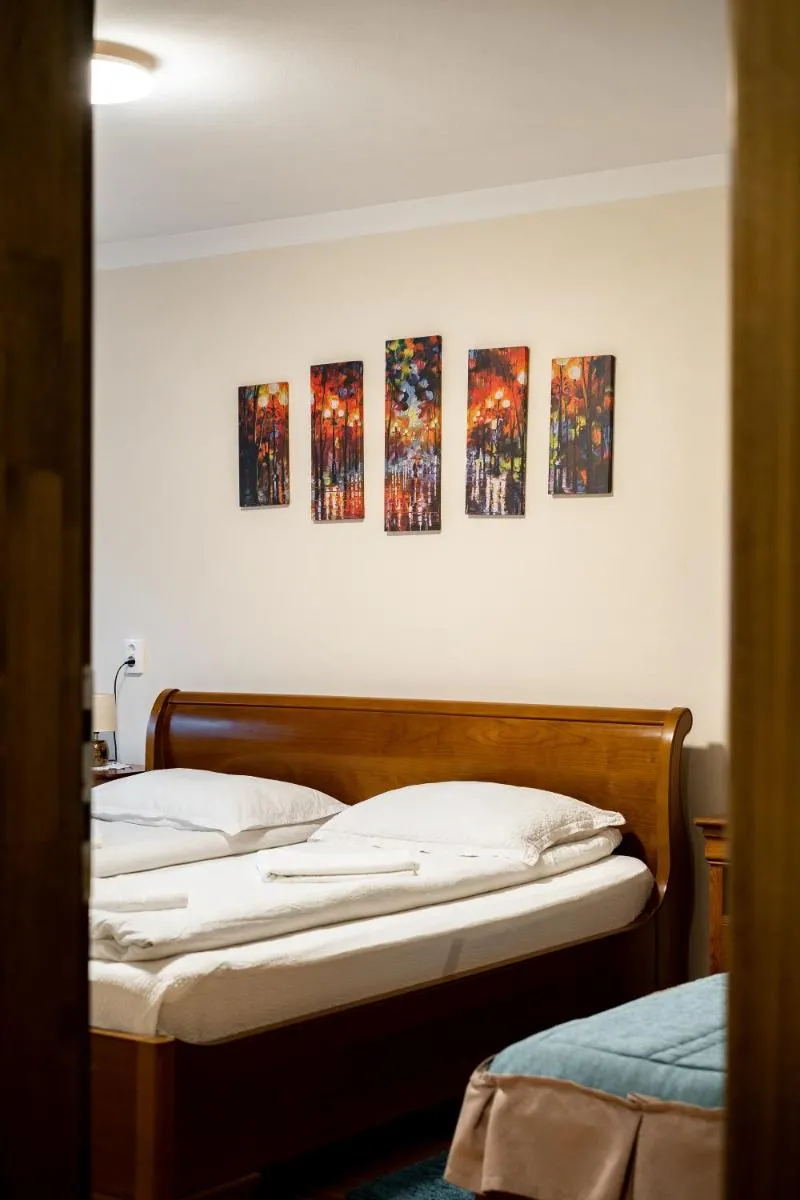 Image 4 of Lilla Apartments
