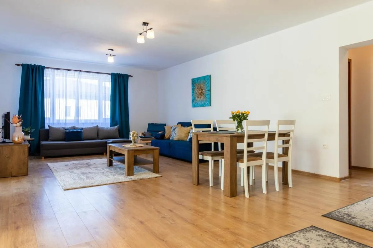 Image 3 of Lotus Apartman I