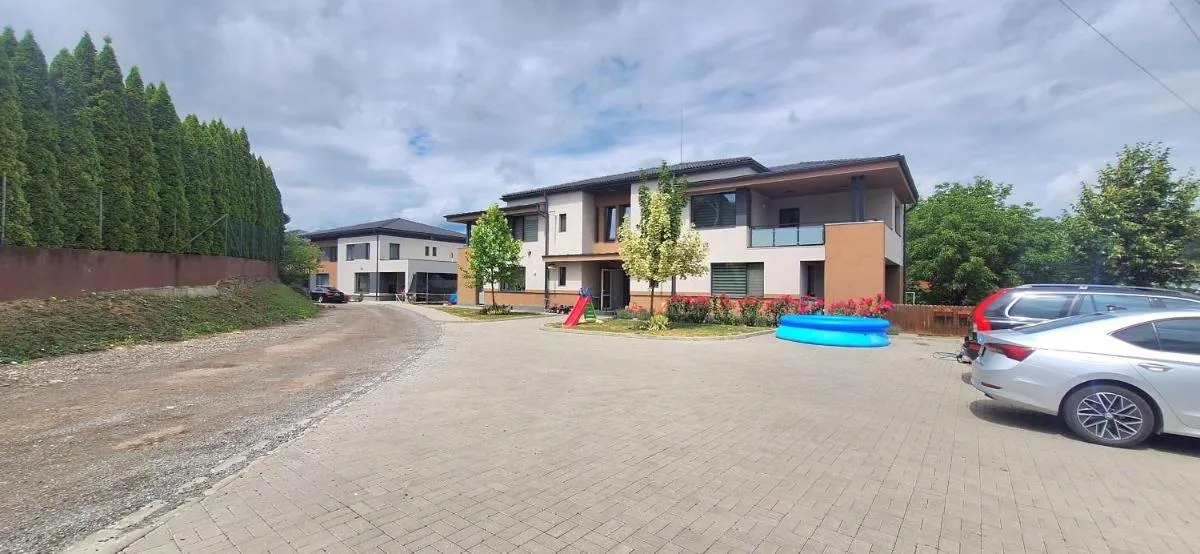 Image 2 of Lotus Apartman I