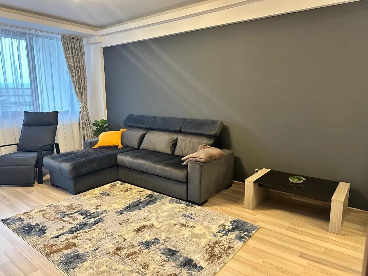 Image 2 of Lucky Apartment