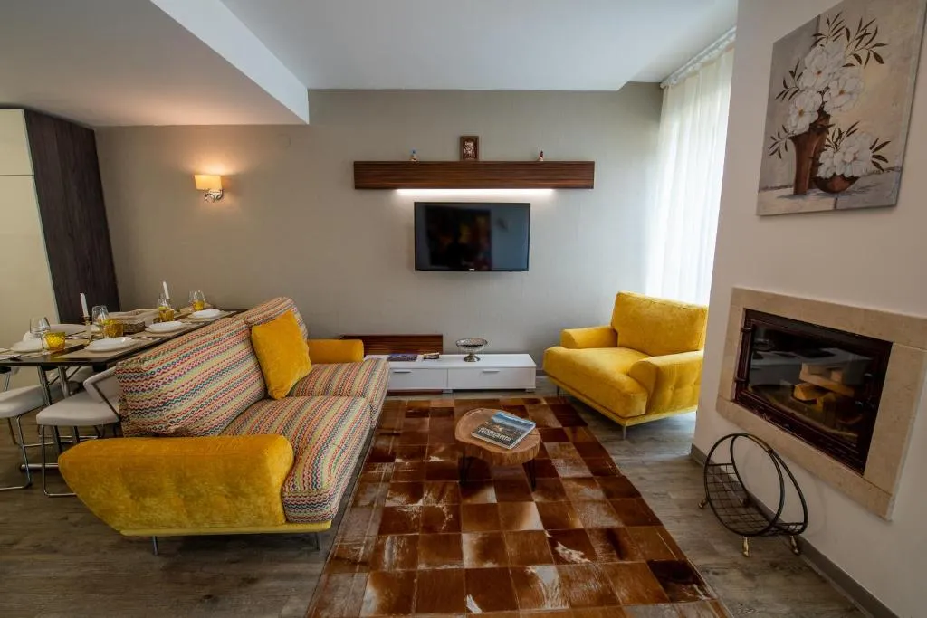 Image 1 of LuxApartment