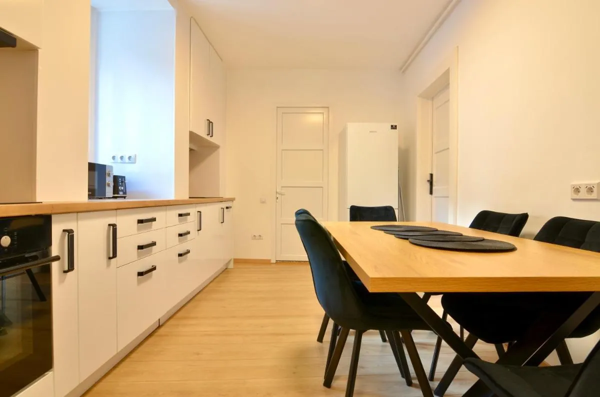 Image 4 of Luxurious & Spacious Residence in the Heart of Brașov