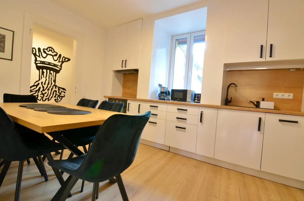 Image 2 of Luxurious & Spacious Residence in the Heart of Brașov