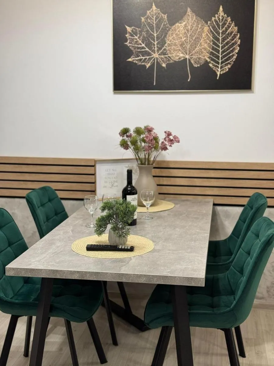 Image 5 of Luxury Glam Apartments Coresi Mall Area