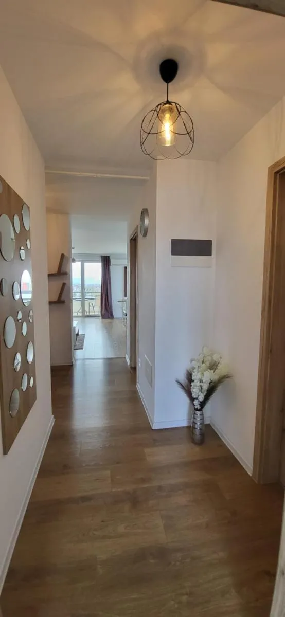 Image 3 of Luxury panorama apartament,Coresi