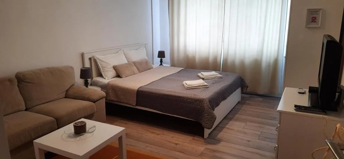 Image 2 of Lyra Apartment