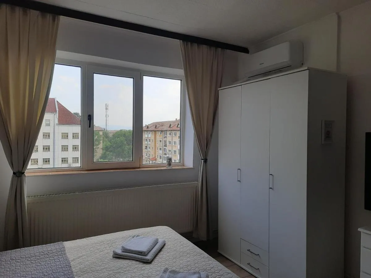 Image 4 of Lyra Apartment