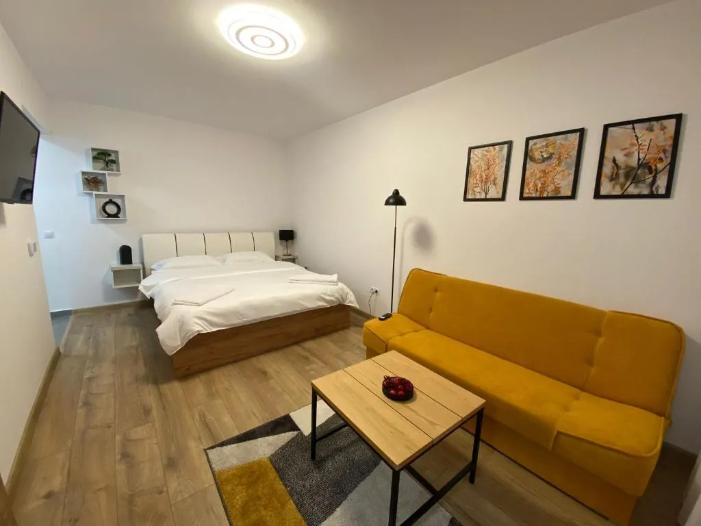Image 1 of M & A Accommodation