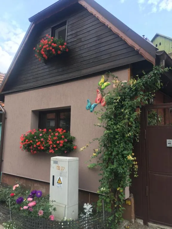 Image 1 of Maison Rosmina