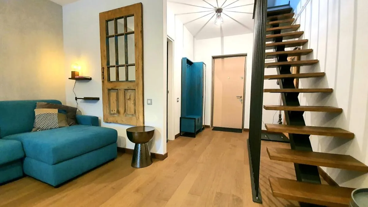 Image 3 of Marmot apartment up & down