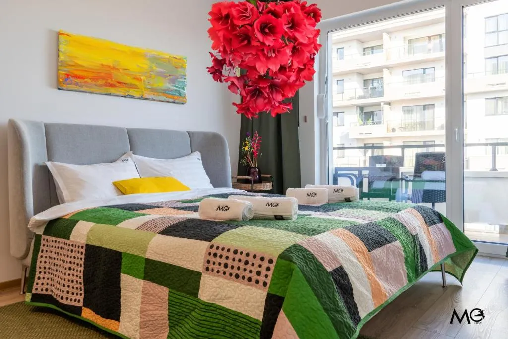Image 1 of MoHost Green – Your Cozy Studio with Mountain Views