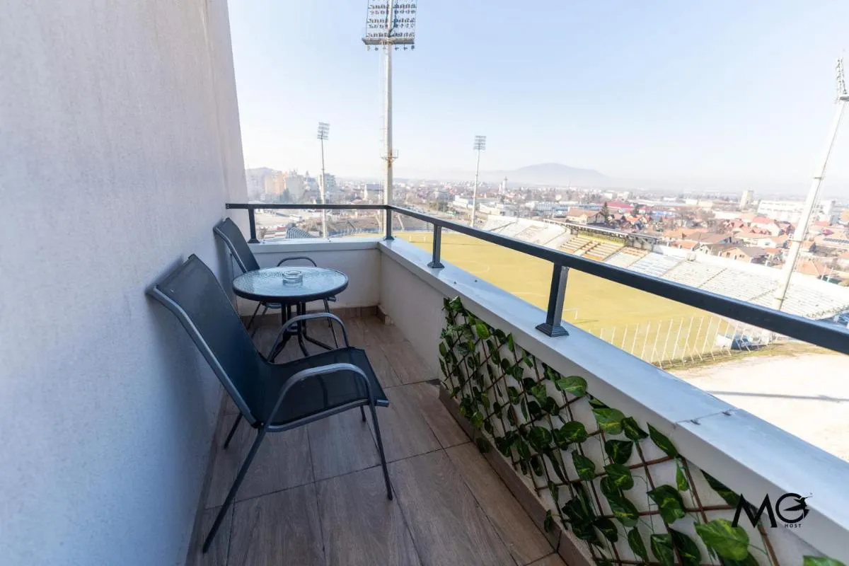 Image 3 of MoHost Roa – Elegant Retreat with Mountain View