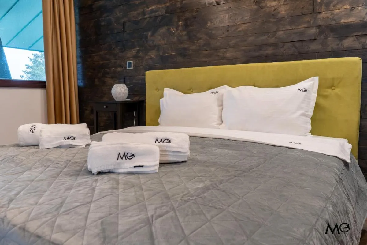 Image 2 of MoHost Silver A – Duplex Luxury Retreat