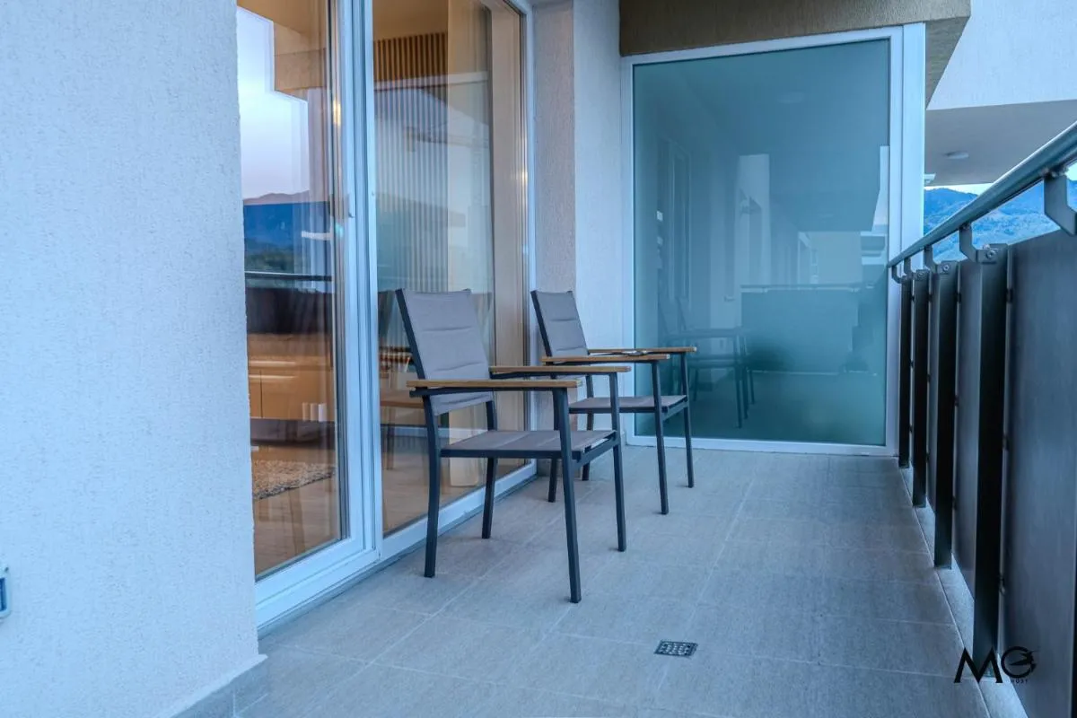 Image 5 of MoHost Urban – Apt with Stunning Mountain View