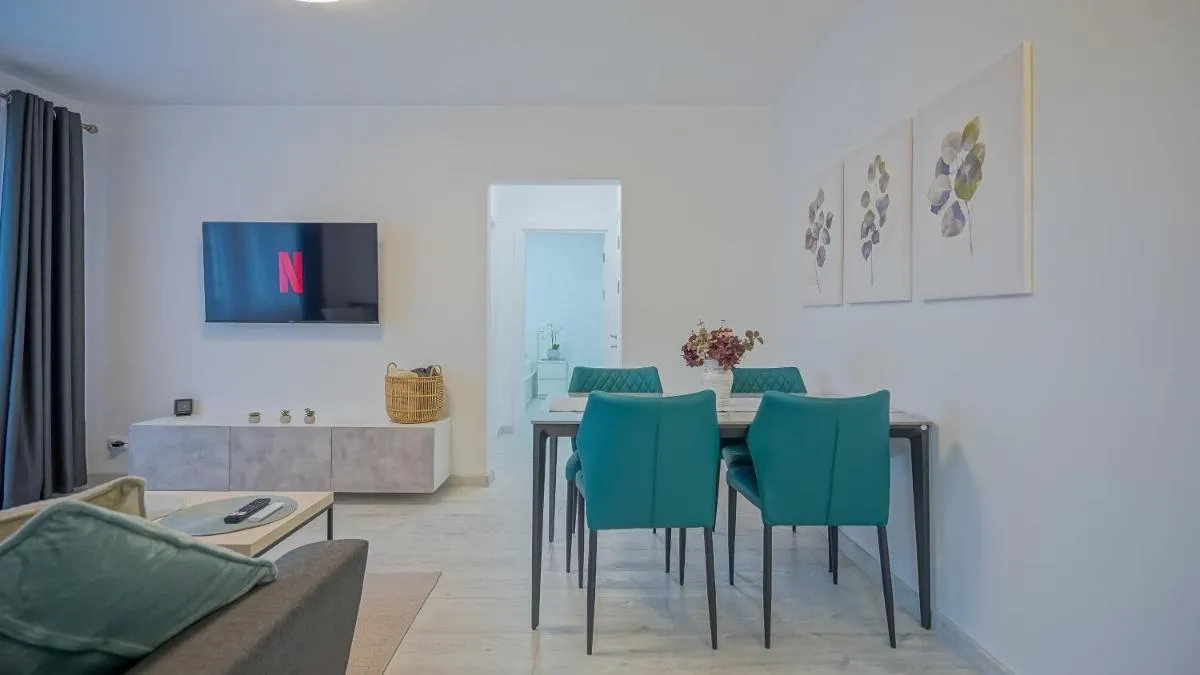 Image 2 of Mountain Hideaway Apartment