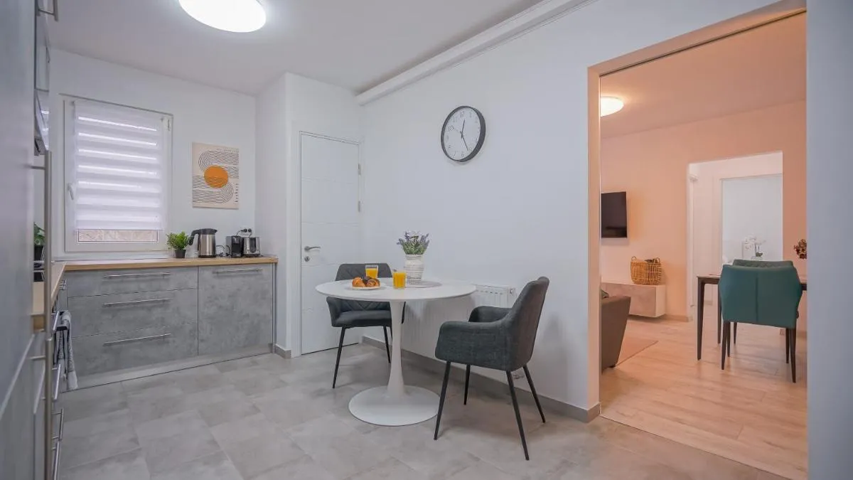 Image 4 of Mountain Hideaway Apartment