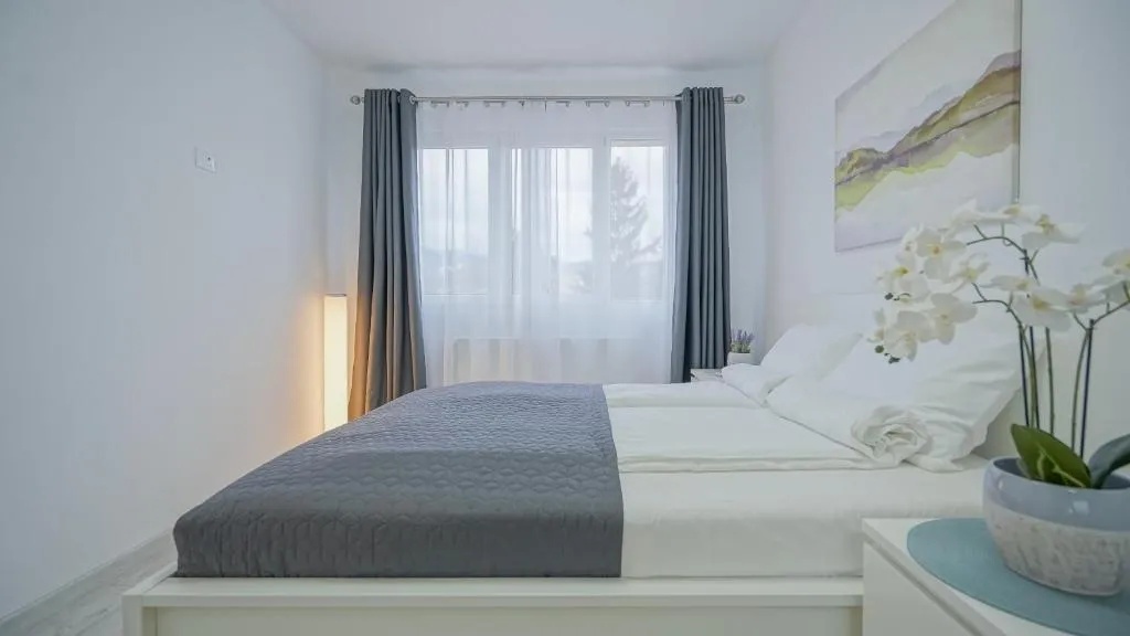 Image 1 of Mountain Hideaway Apartment