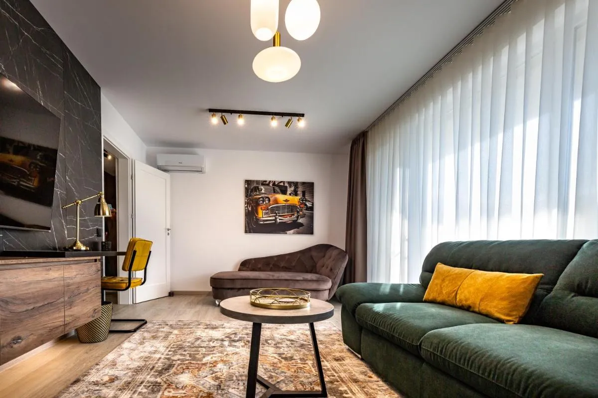 Image 3 of Mountain View Terrace Oasis