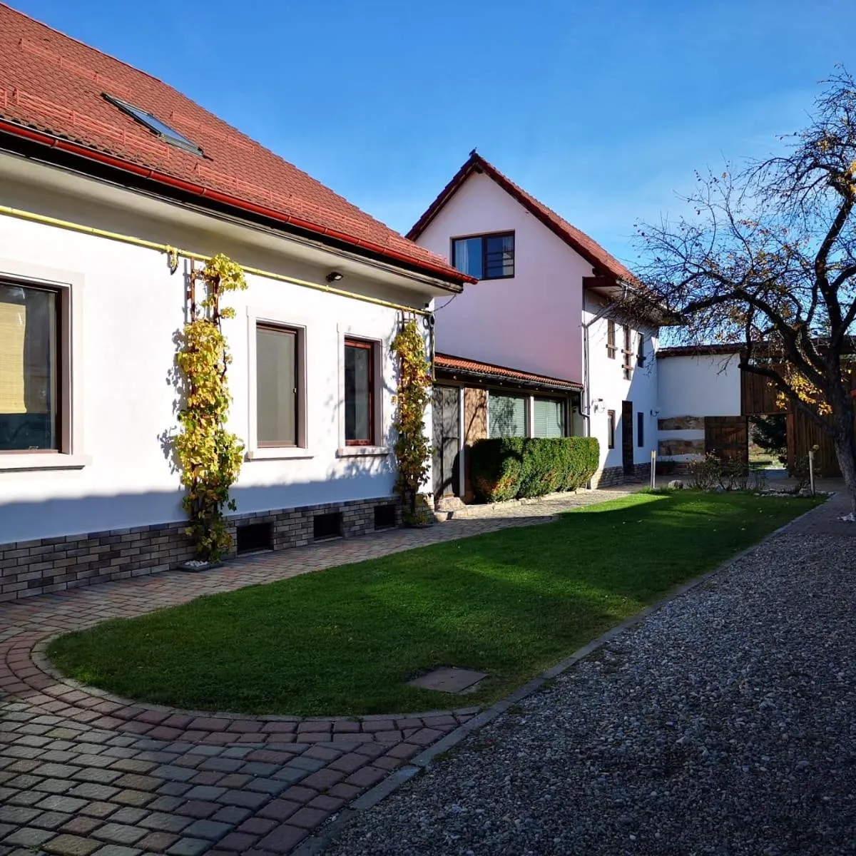 Image 4 of NEUSTADT Villa