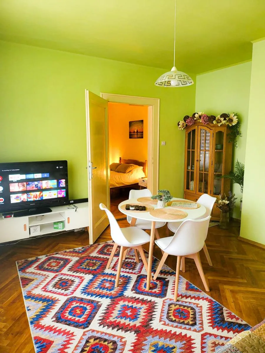 Image 6 of Noni’s Old Town Apartment