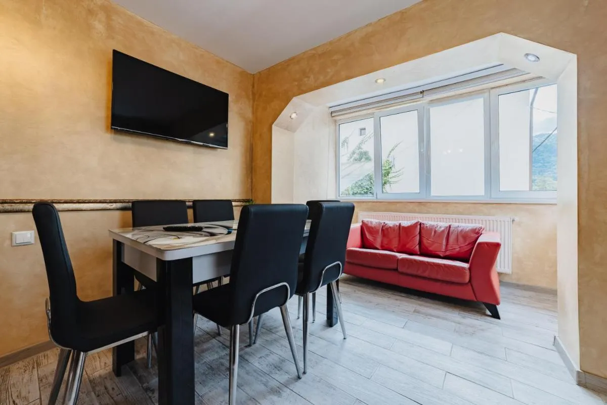 Image 2 of Noua Oasis BNB with PARKING