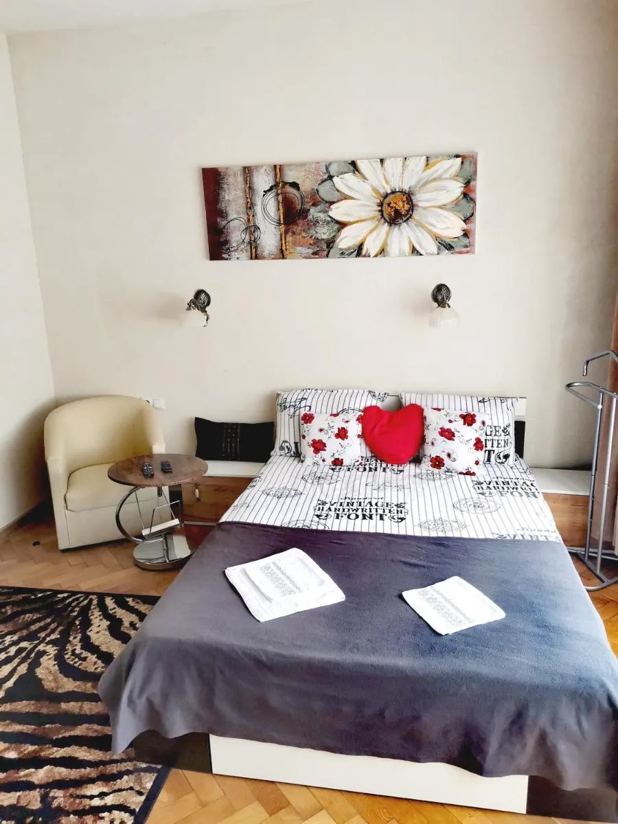 Image 4 of Old Town Cozy Flat