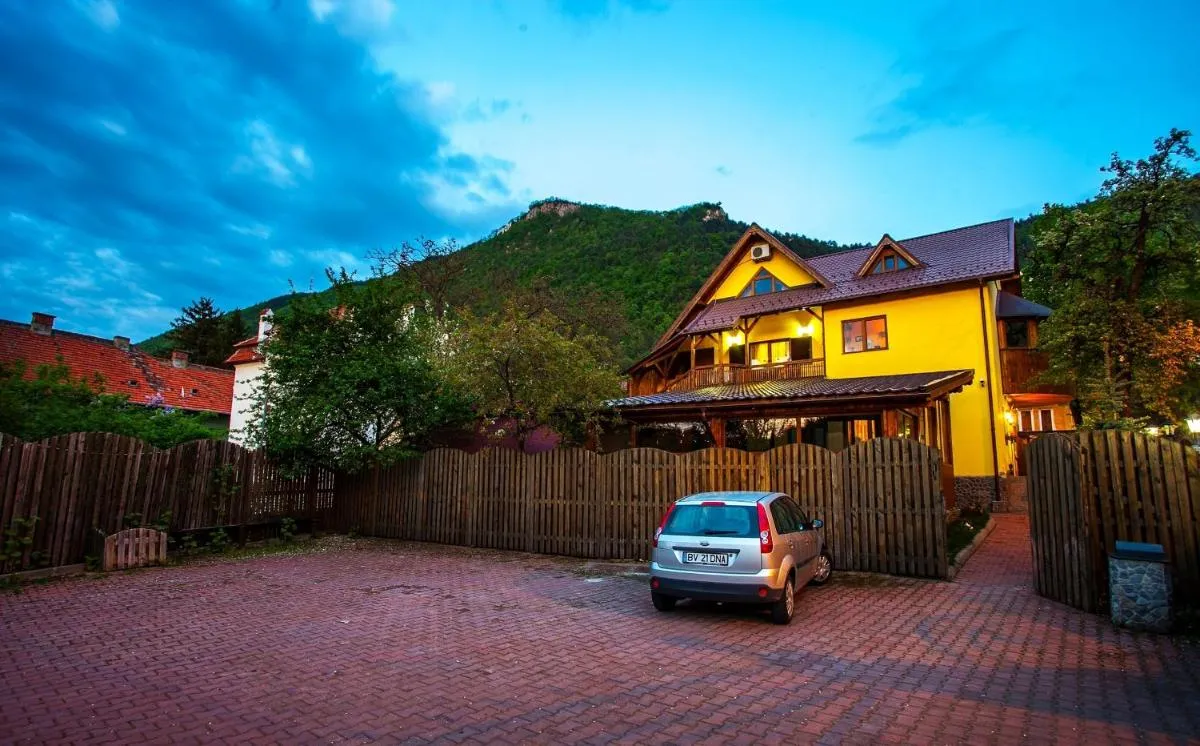 Image 3 of Pension Brasovu Vechi
