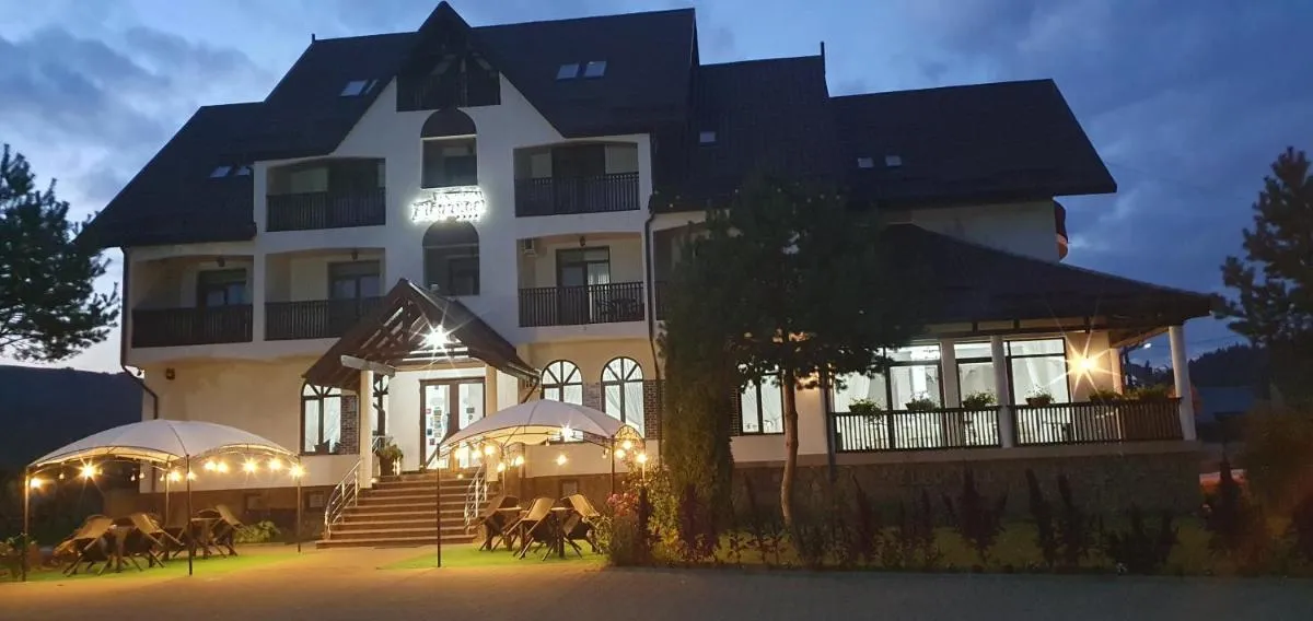 Image 2 of Pension Elegance