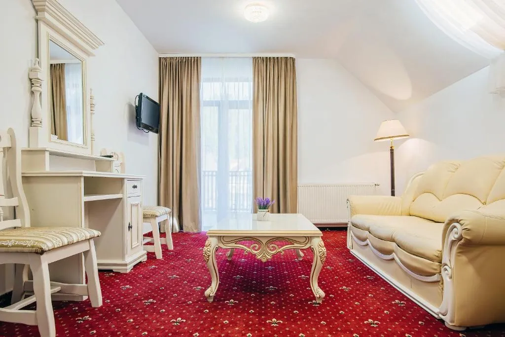 Image 1 of Pension Elegance