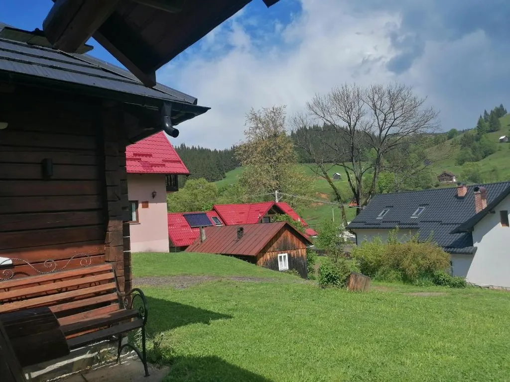 Image 1 of Pensiunea Casa Fierarul din Bucovina