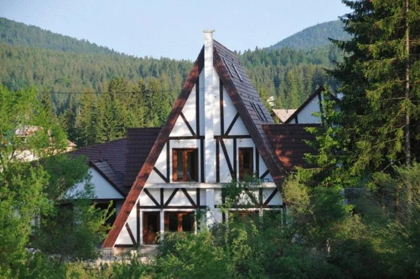 Image 2 of Pensiunea Casa Motului
