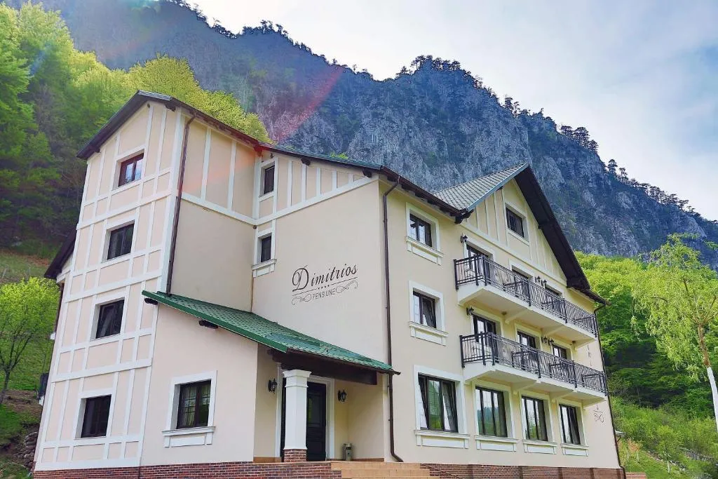 Image 1 of Pensiunea Dimitrios & SPA – Băile Herculane -Valea Cernei-Terapie SPA -Relaxare a Minții și a Trupului ce ajută la Eliberarea Stresului și a Blocajelor Negative
