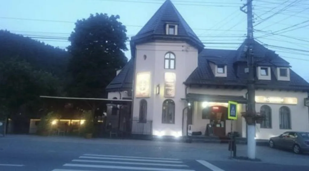 Image 1 of Pensiunea Farfuria plină