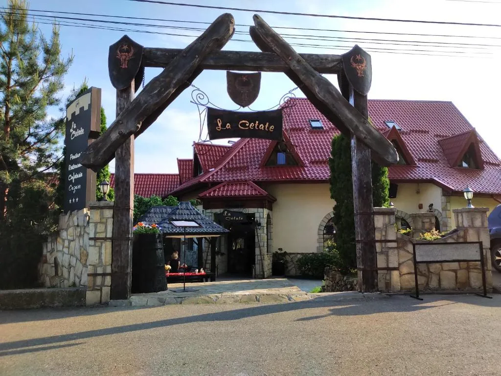 Image 1 of Pensiunea La Cetate