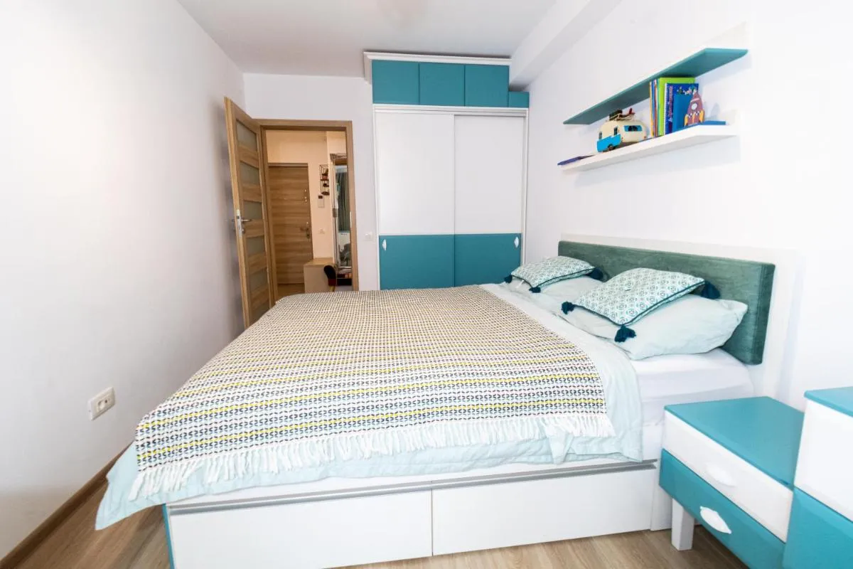Image 3 of Pentha Apt – Stylish and Spacious 2-Bedroom Apartment near Coresi Mall