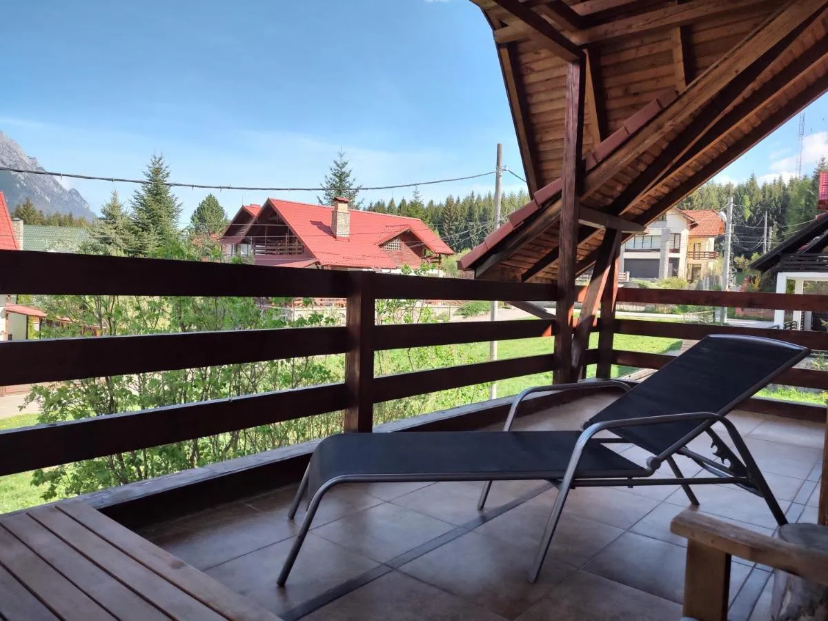 Image 3 of Poiana dintre Brazi Chalet, Bucegi Panorama