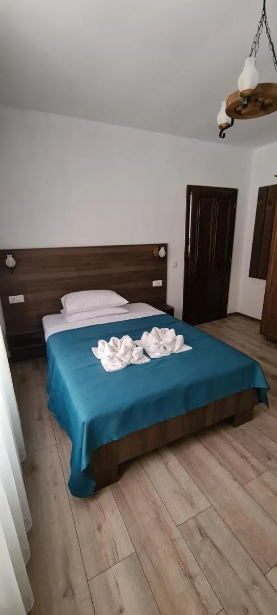 Image 4 of Popasul Moților
