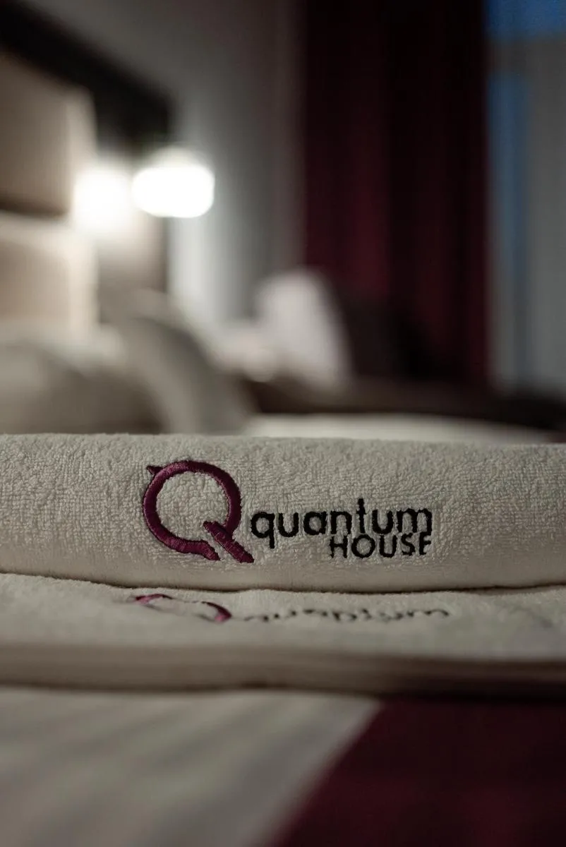 Image 4 of Quantum House